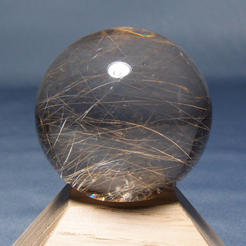 G1259針水晶（ルチルクォーツ）玉