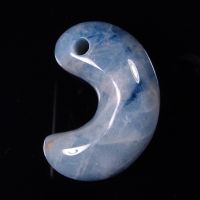 糸魚川入コン沢産翡翠勾玉