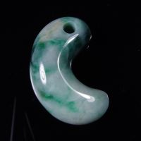 糸魚川小滝産翡翠勾玉