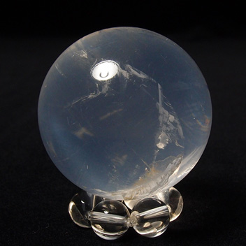 G1256ミルキークォーツ（乳白水晶）玉