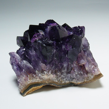 GC1182アメシスト（紫水晶）クラスター（群晶）