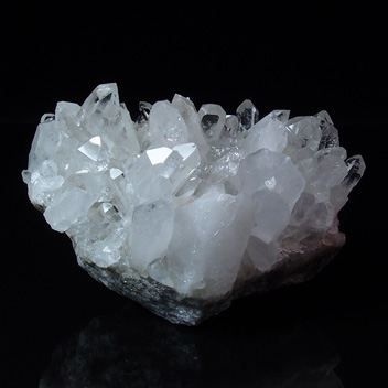 K1044ヒマラヤ水晶群晶（クラスター）